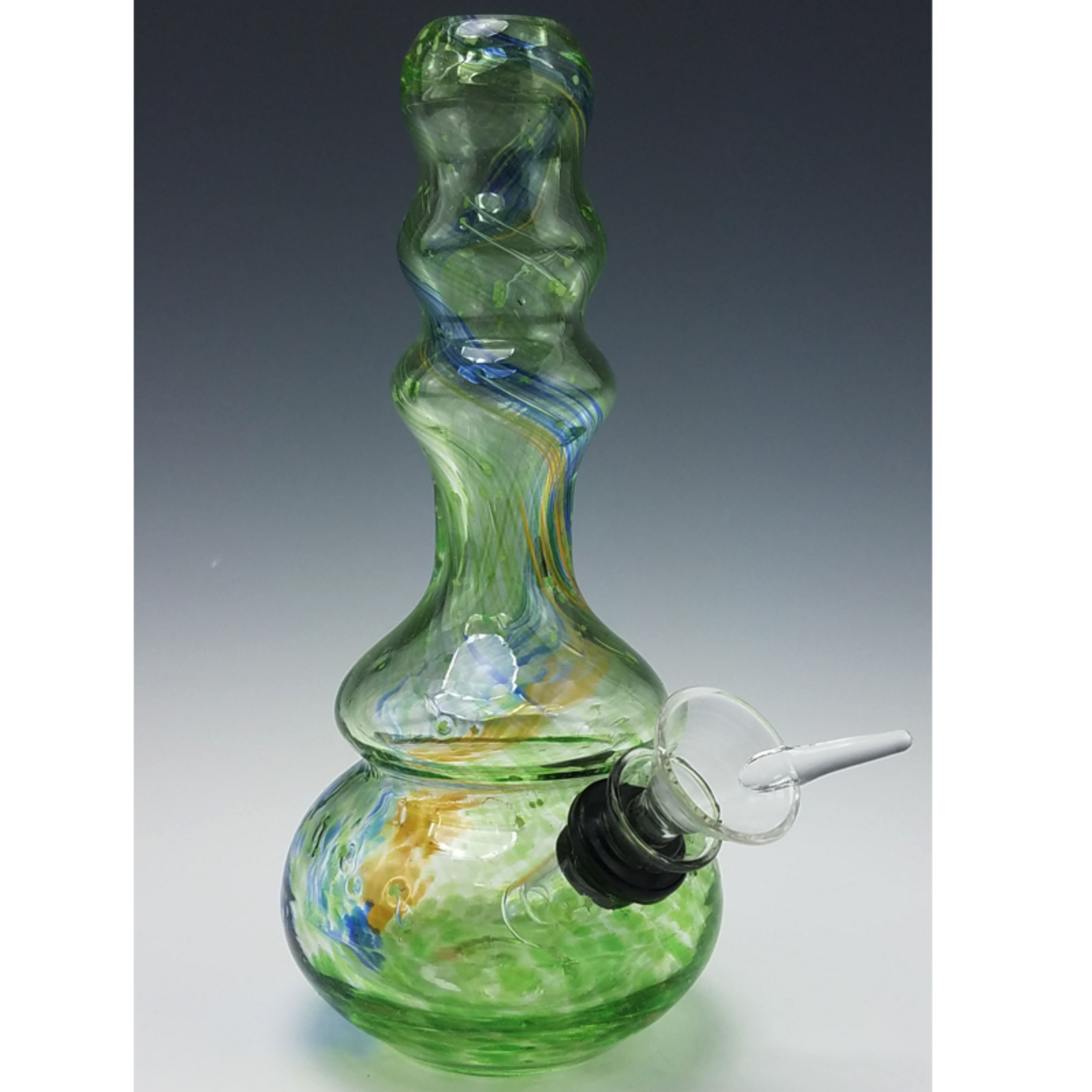 7" Soft Glass Water Pipe With Green Glass Leafly